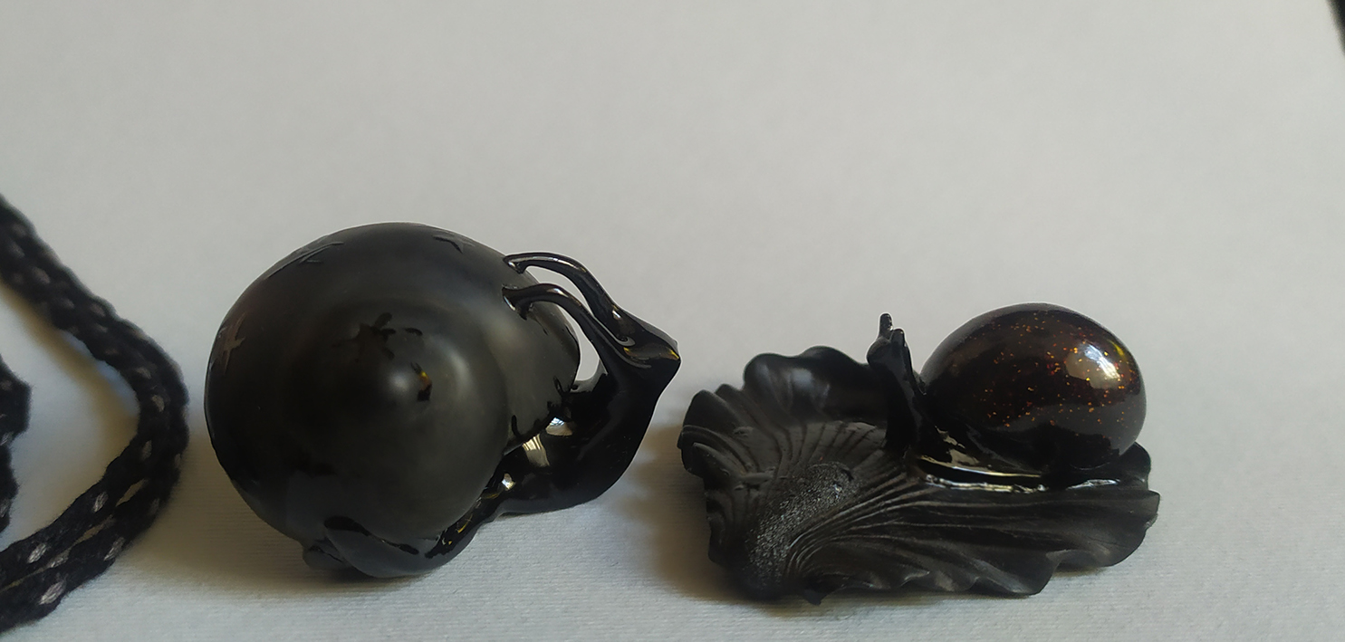 Night snail and iris petal 01a